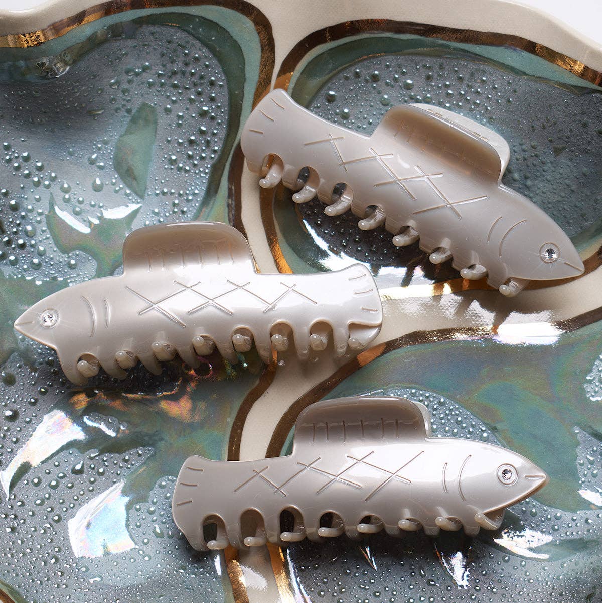 Herring Claw - Silver Fish Acetate Hair Clip Accessory