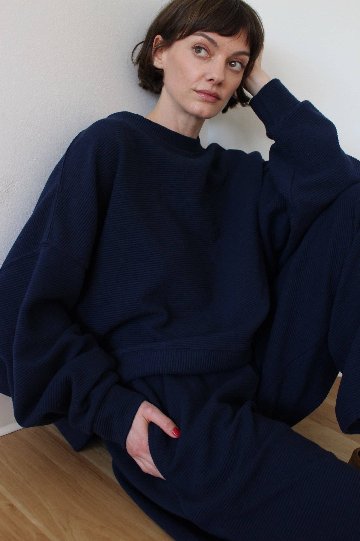 Margot Rippled Cotton Cropped Sweatshirt: Faded Black / O/S