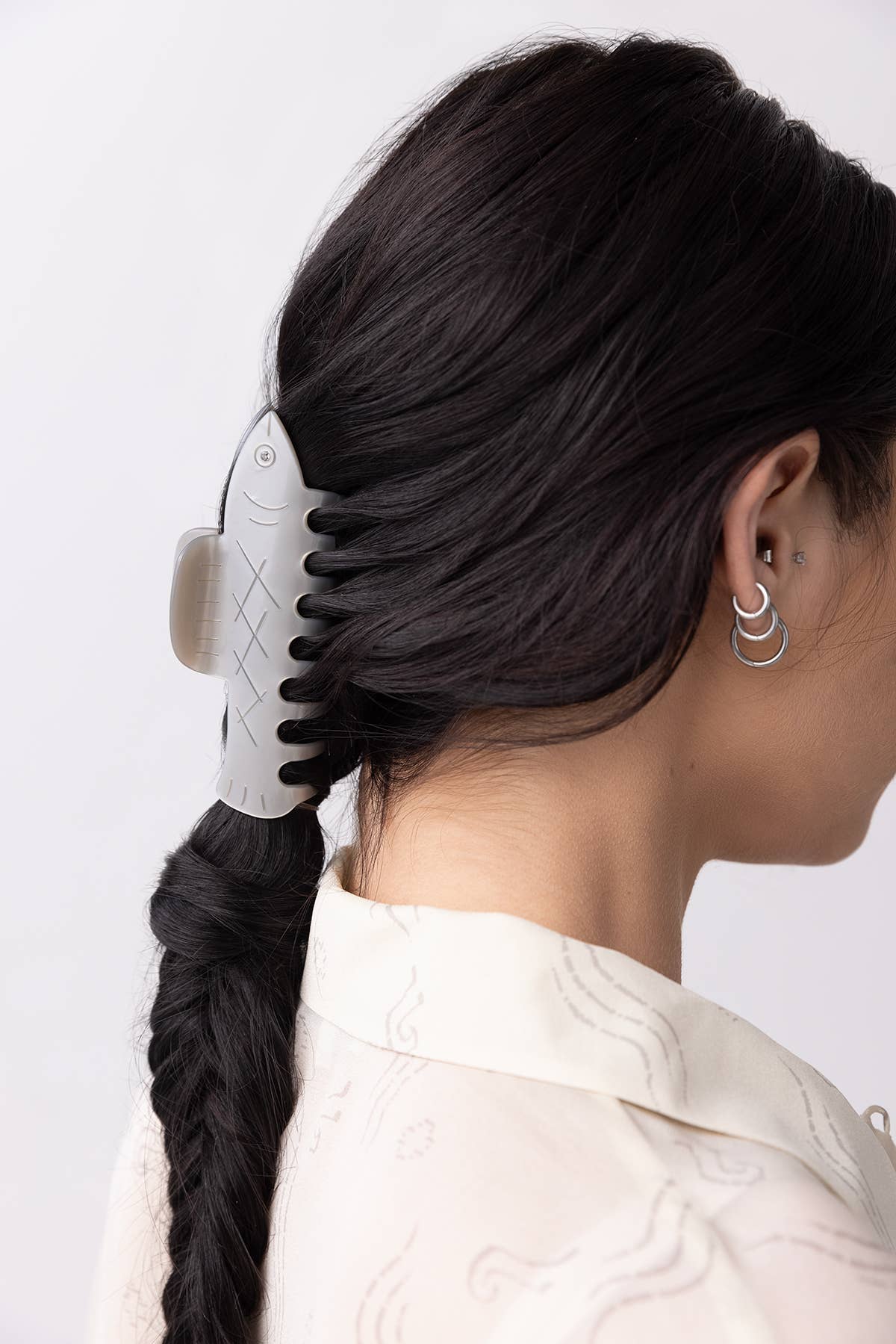 Herring Claw - Silver Fish Acetate Hair Clip Accessory