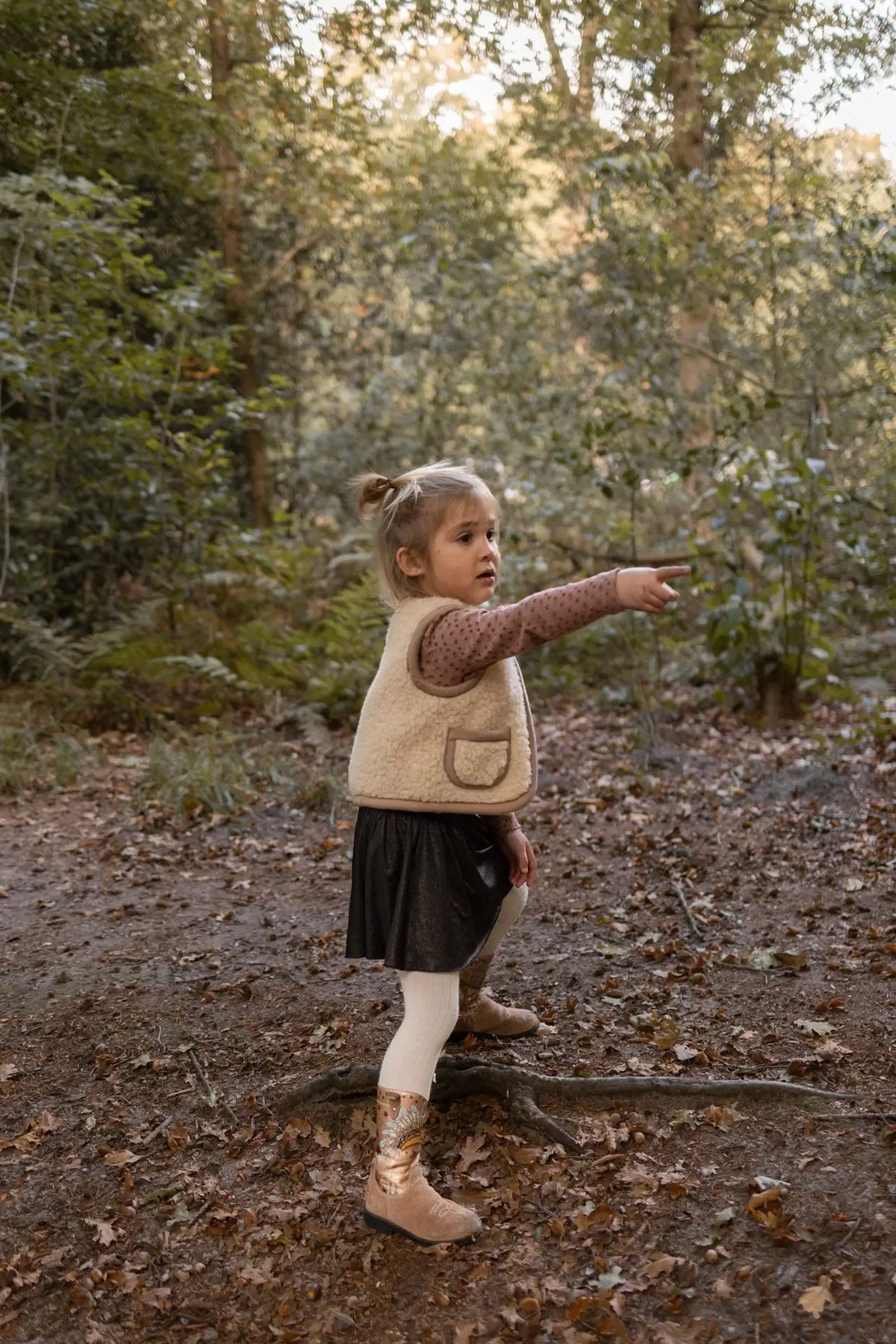 Nilo Children's Wool Bodywarmer Vest / Camel