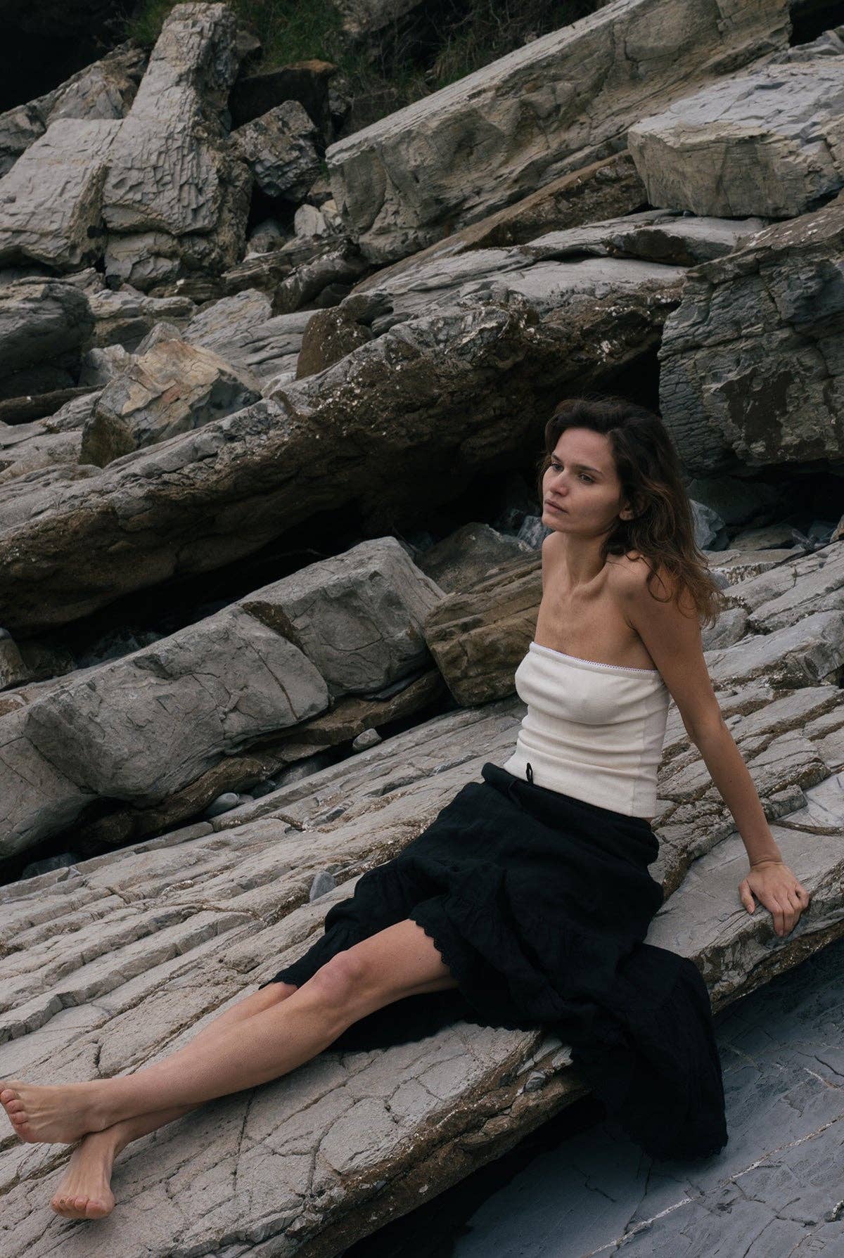 Tissue Linen Skirt: Noir