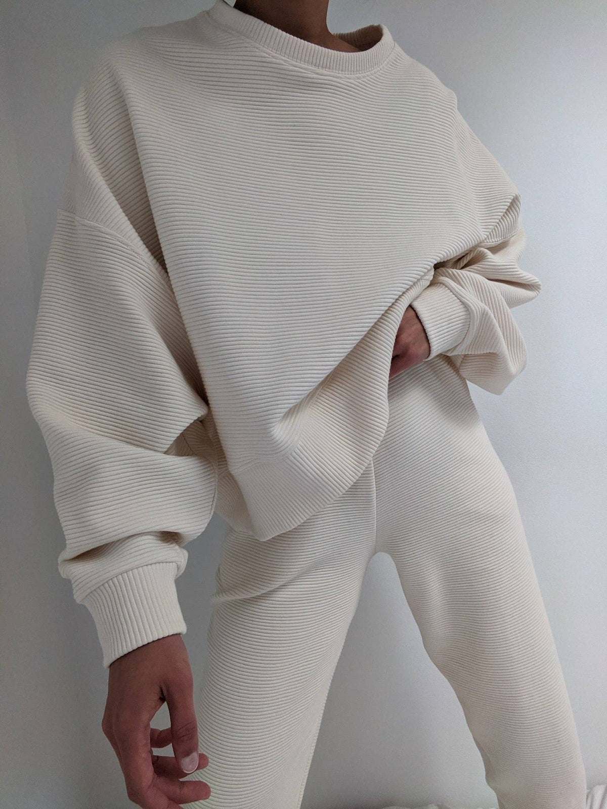 Margot Rippled Cotton Cropped Sweatshirt: Cream / O/S